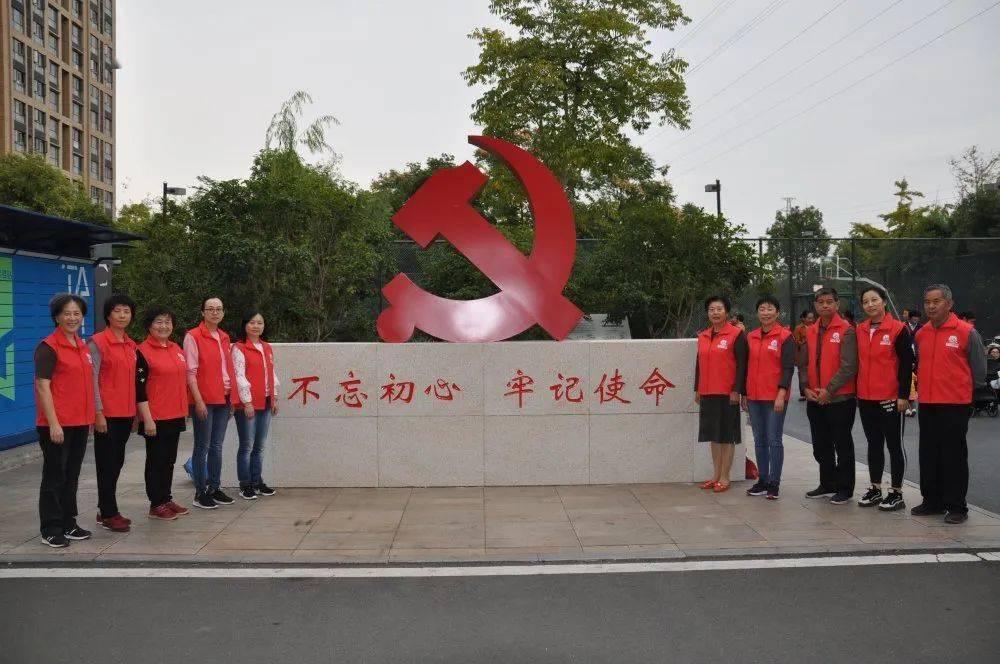 我今天穿了新裙子，很什么很什么的裙子？